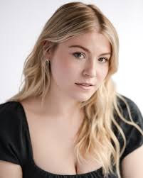 🥂✨ (i ate all my grapes under the table dont u worry. swipe to last photo  for proof)