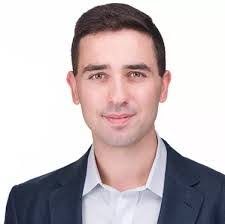 Richard Barakat's Instagram, Twitter & Facebook