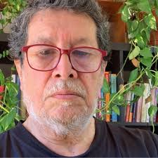 Esto quieren saber en realidad cuando te entrevistan🤚 No...no importa cada  una de tus experiencias o logros (aunque sea lo que más querramos  contar🙋‍♀️)... lo que les interesa es si tu… |