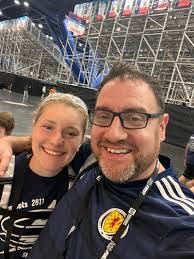 Peter Czech's Instagram, Twitter & Facebook