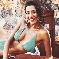 Aybüke Pusattan bikinili poz: Burası 28 derece! - Trabzon Haber | Son  Dakika Trabzonspor ve Trabzon Anlık Haberleri - Mobil