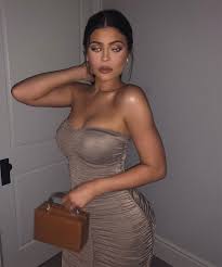 Shop from the best fashion sites and get inspiration from the latest kylie jenner. Of Course Kylie Jenner Would Wear This Dress To A Family Dinner British Vogue British Vogue