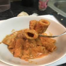 People On Tiktok Are Obsessed With Cooking Vodka Sauce So I Found The Best Recipe And Tried It For Myself Vodka Sauce Recipes Homemade Vodka Sauce