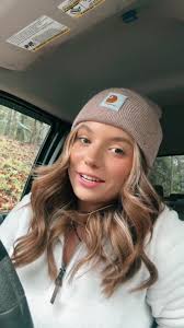 Fionna 🌼 (@fionnaketchfio)