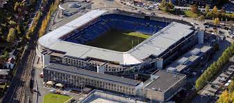 Prosjektet innebærer ny stadion for vålerenga, med tilhørende infrastruktur, og tribunearealene vil romme næringslokaler og en videregående skole. Ullevaal Stadion Guide Valerenga Fotball Football Tripper