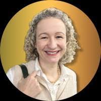 Kristen Holley's Instagram, Twitter & Facebook