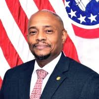 200+ perfiles de «Phinazee»