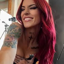 Makenna June Hammer 🕊️ (@lastdaysofjune) • Threads, Say more