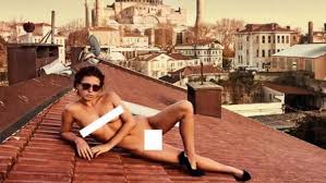 Porno gratuit #hashsextag femmes belges nues vous pouvez regarder des vidéos similaires. La Mannequin Belge Marisa Papen Risque Jusqu A 7 Ans De Prison Pour Avoir Pose Nue