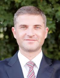 STEUERKONTROLLSYSTEME