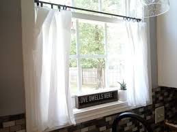 How to easily hang level curtain rods, no level or special tools required, with this one curtain hanging hack. 15 Money Saving Curtain Hacks That Are Too Good To Ignore Hometalk