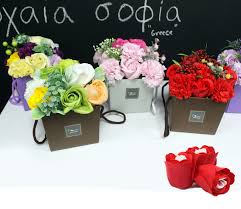 Che siano per la tua mamma, per un' amica. Sapone Essenziale Per Piante Profumo Di Fiori Di Rosa Compleanno Anniversario Matrimonio Regalo Di San Valentino Multicolore 18 Pezzi Di Sapone Ai Fiori Di Rosa Fiori Artificiali Casa E Cucina Landknirpse De