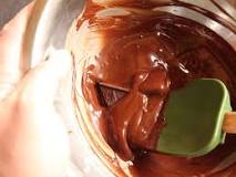 How do you temper chocolate with a sous vide machine?