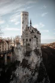 Schloss Liechtenstein Hochzeit In 2020 Elopement Hochzeit Kutsche Wedding Boho