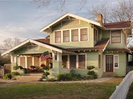 Throughout the process of building their home, the couple have shared their progress on instagram via @ourcraftsmancottage. Everything You Need To Know About Craftsman Homes