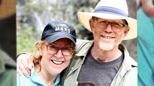 Andy griffith died in 2012, at the age of 86 at his home in manteo, roanoke island, north carolina. Andy Griffith Show Alum Ron Howard Shares Details From 46th Wedding Anniversary Classic Country Music