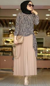 Pin By Eliza Bhomani On Citation In 2020 Muslim Fashion Hijab Fashion Muslimah Fashion Outfits