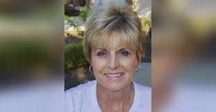 Josie Hanson's Instagram, Twitter & Facebook