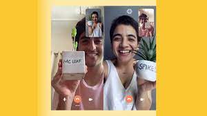 It seems bumble can do both. Love In Lockdown Bumble Highlights Virtual Romance As Part Of The New Normal Branding In Asia Magazine