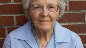 LaRue resident celebrating 90th