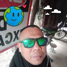 Ariel Tumanda Achacoso added a...