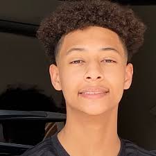 Caden Bass' High School Bio