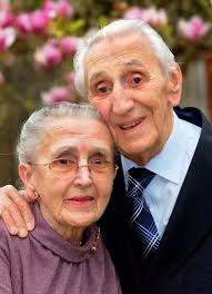 Emotional farewell for war hero Harry after appeal for mourners attracts  huge crowds