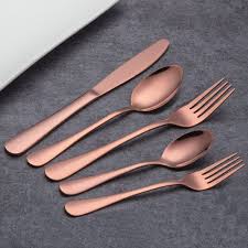 The tip of each 18/8 stainless steel handle has been dipped for a copper ombre effect. Buy Berglander Rose Gold Silverware Set 20 Piece Stainless Steel Copper Flatware Set Cutlery Sets Service For 4 Shiny Rose Gold Online In Turkey B075j2ch97