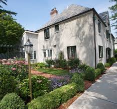 We are located in central nassau, long island ny and are not ocean front. Condo Plan In Garden City Dismays Mews Residents In The Region Long Island The New York Times