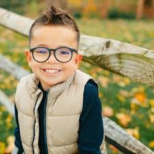 Kathy Privett's Instagram, Twitter & Facebook