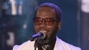 Orquesta Momento Siglo 20, Canta Junior Ortiz, LAS MUJERES SON