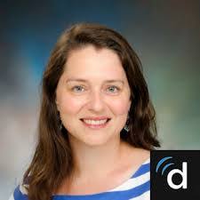 Sarah Baxley's Instagram, Twitter & Facebook