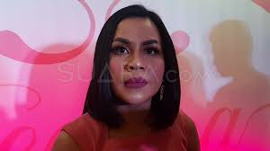 Hasilnya ternyata tidak sesuai melaney ricardo merasakan sakit di hampir seluruh badan. Heboh Nasib Pernikahan Melaney Ricardo Rumah Dipo Latief Didatangi Polisi