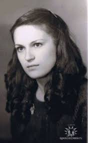 Angela Volk's Instagram, Twitter & Facebook