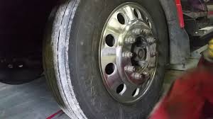How To Polish An Alcoa Rim In 2 Minutes 35 Seconds Youtube