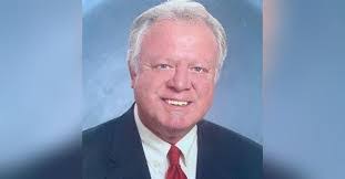 Robert Brann's Instagram, Twitter & Facebook