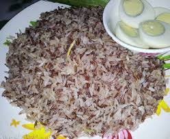 Masukkan nasi ke dalam pengukus dan kukus sehingga naik wap. Resepi Nasi Dagang Kelantan Yang Sangat Padu Saji My