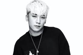 Hasil gambar untuk fotO SEUNGRI bigbang 2018