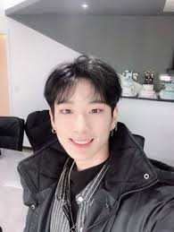 Fellow bdc member hong seongjun calls him yunsco because he catches all bugs. 30 Ide Bdc Junghwan Yuri Nama Tengah Brengsek