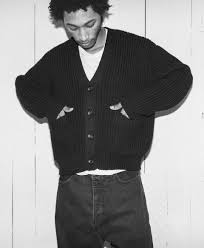 Alternativa al Cardigan di Lana Bare Knuckles? : r/ThrowingFits