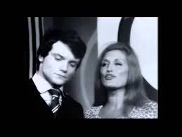 Su italianoxxx.com , trovetere video porno per la maggior parte italiani, una sezione pornostar, una community con una dedicata sezione di annunci divisi per categoria e città italiane e una sezione dedicata invece alle foto, che per la maggior parte è invita dagli stessi utenti del sito. Dalida E Massimo Ranieri La Prima Cosa Bella 1971 Chords Chordify