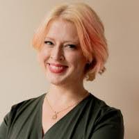 Liza Lebrun's Instagram, Twitter & Facebook