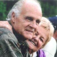 Kim Lind's Instagram, Twitter & Facebook