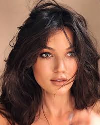 People who liked pinar deniz's feet, also liked Pinar Deniz