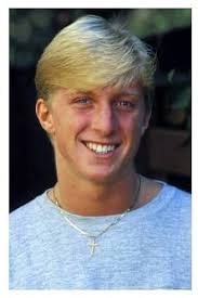 1984: Si William Zabka sa edad na 19 : r/cobrakai