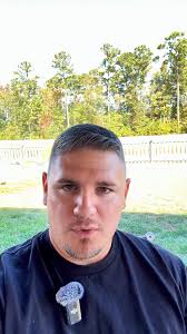 I might be putting myself out of business by sharing this, but here goes:  Calling all DIYers! Want to know how to hang your holiday lights like the  pros this year? Check out this video I put together ...