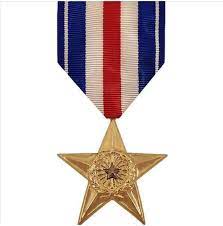 The gold star symbol began during world war i. Amazon Com Silver Star Medal As Issued By The Us Military 24k Gold Plated Full Size Anodized Medal For The Silver Star Ss Award Toys Games