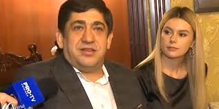 We did not find results for: Ea Este Noua NoastrÄƒ NorÄƒ Maestrul Nicolae Botgros Ne A FÄƒcut CunoÈ™tinÈ›Äƒ Cu Iubita Fiului SÄƒu Mamaplus