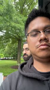 Hanging with the boys during Baraat. Wait for the switch up 🤣