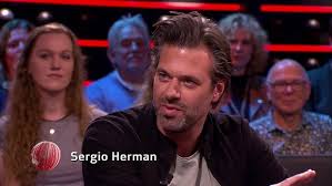 In 2010 opende hij ook. Sergio Herman Im Rolling Pin Exklusiv Interview Youtube